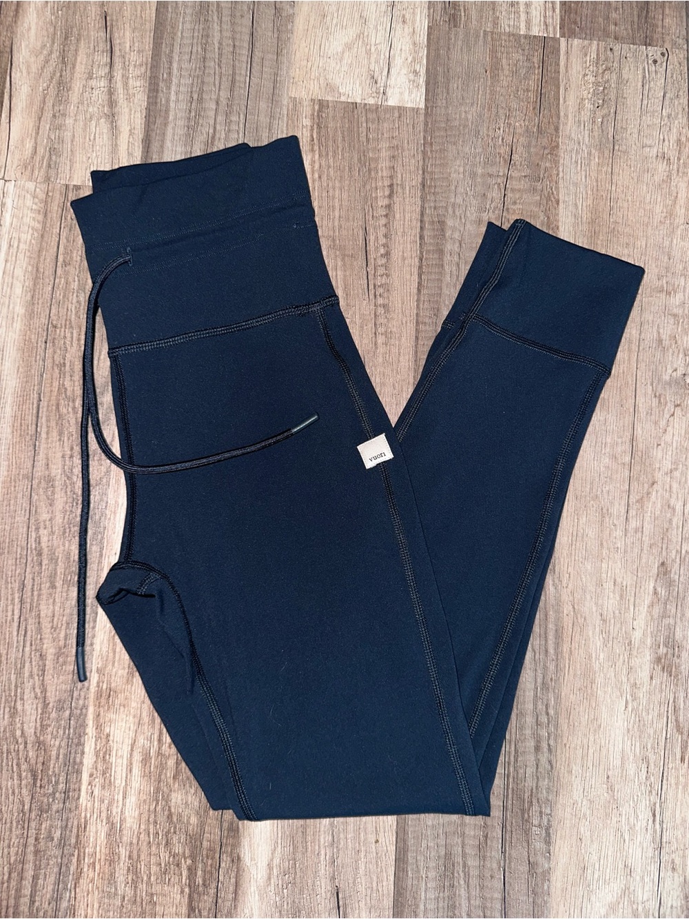 Vuori Daily Form Navy High-Rise Performance Jeggings